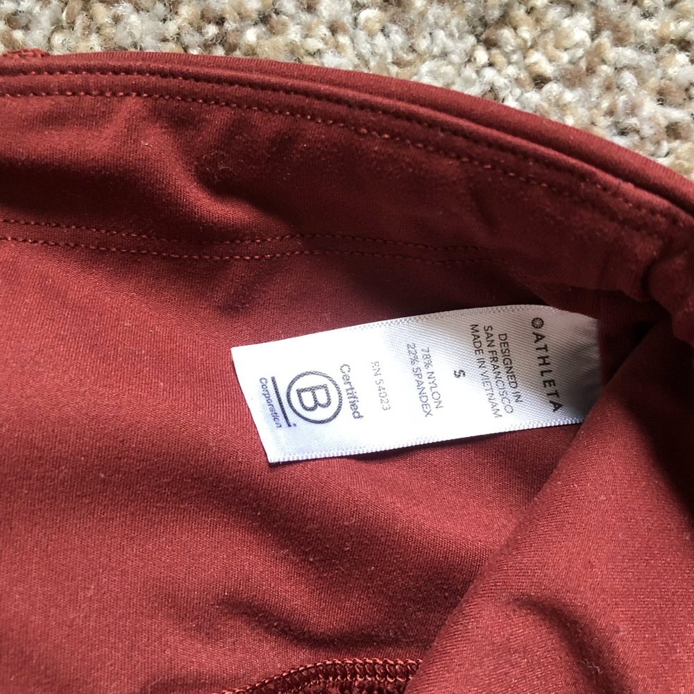 Athleta Rainer Tight in Rust - Picture 9 of 9